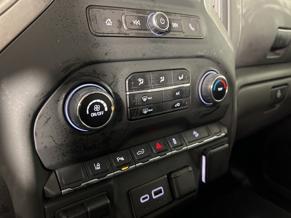 2025 Chevrolet Silverado 2500HD Custom