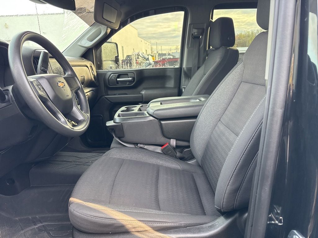 2024 Chevrolet Silverado 2500HD Custom