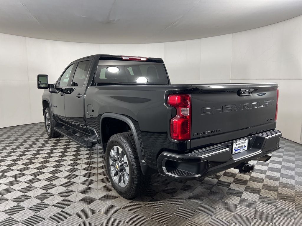 2024 Chevrolet Silverado 2500HD Custom