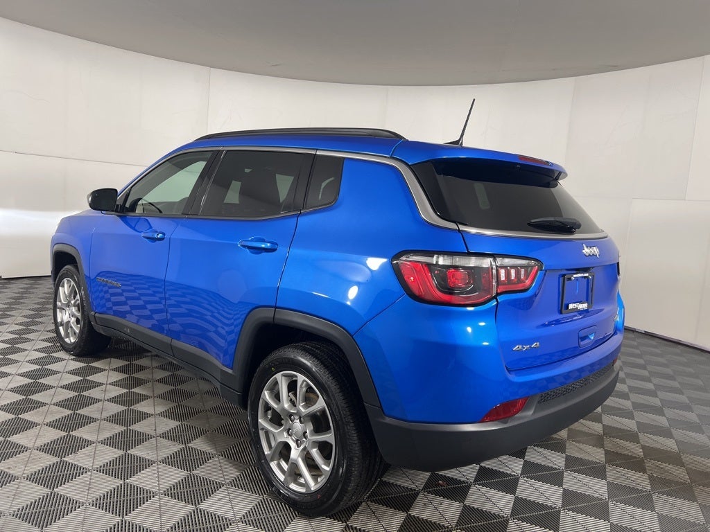 2024 Jeep Compass Latitude Lux