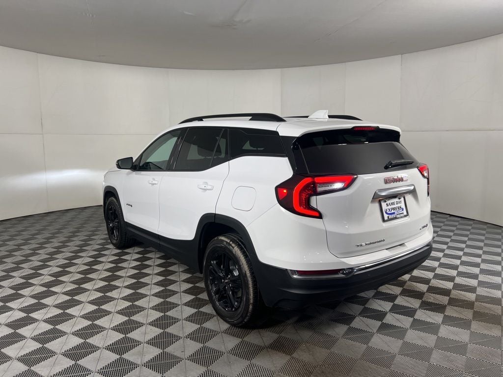 2022 GMC Terrain AT4