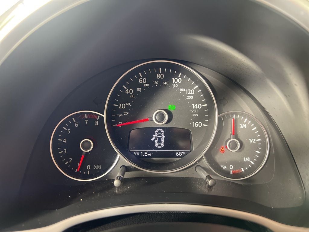 2012 Volkswagen Beetle 2.0 TSi