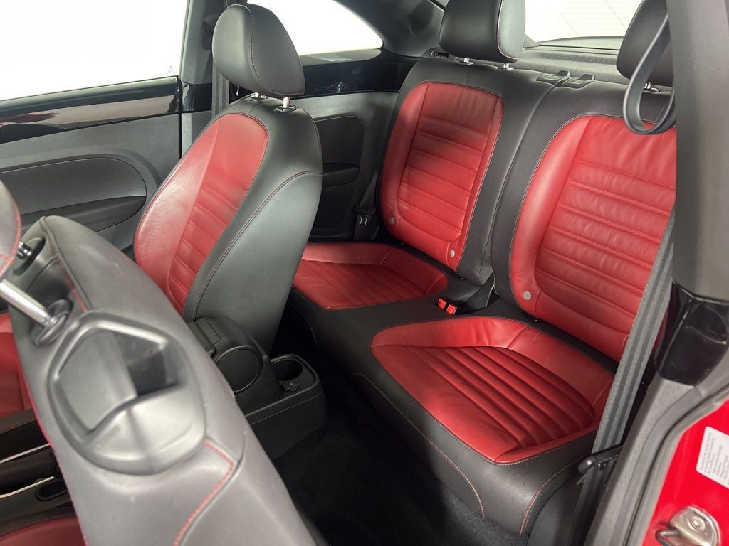 2012 Volkswagen Beetle 2.0 TSi