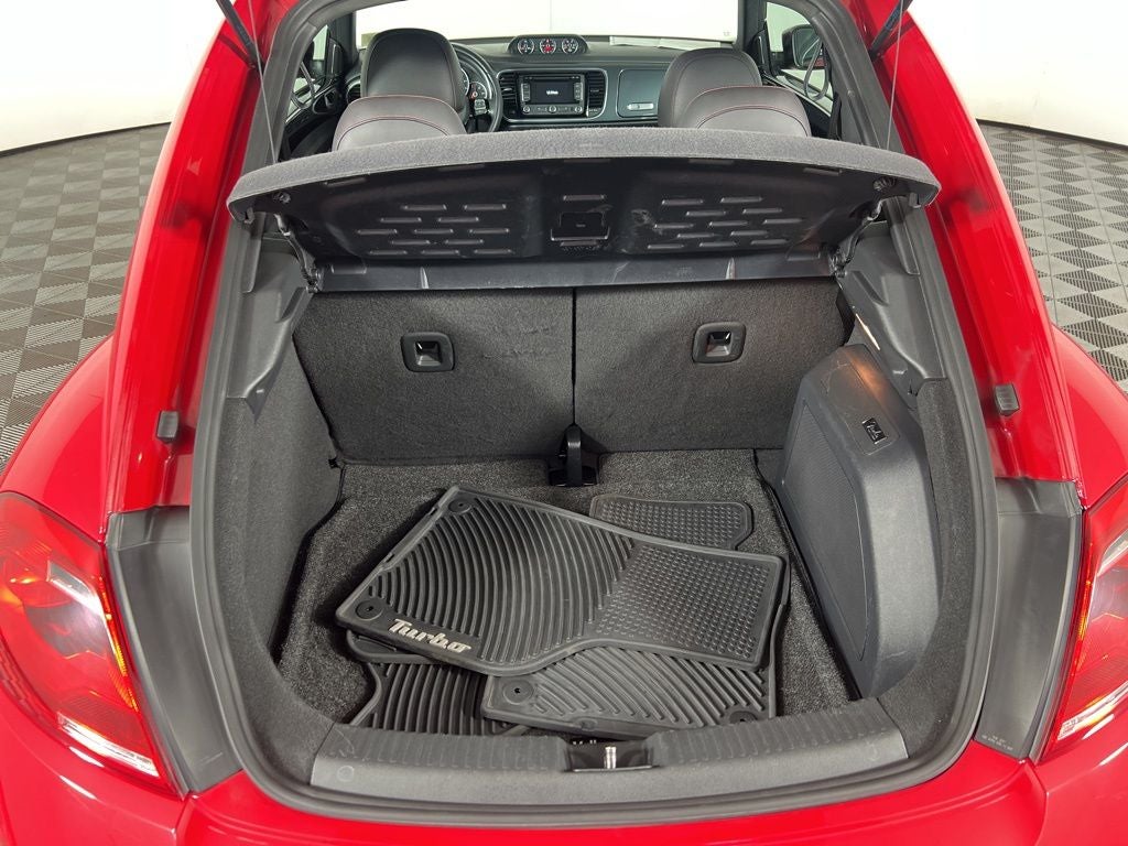 2012 Volkswagen Beetle 2.0 TSi