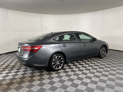 2018 Toyota Avalon XLE
