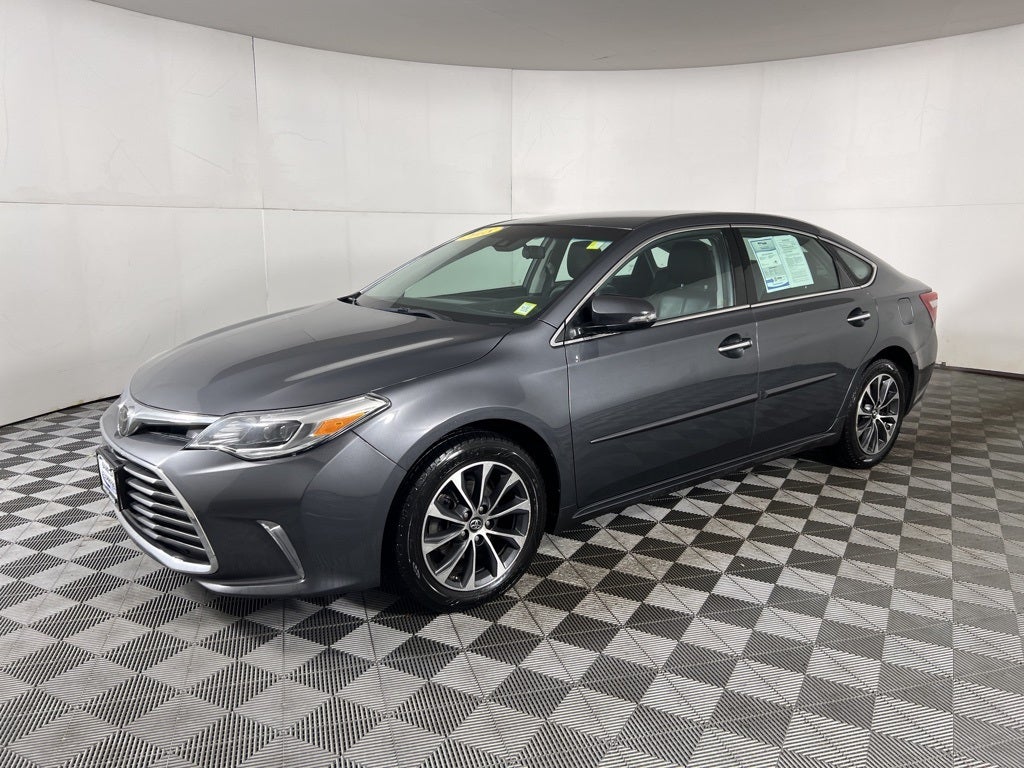 2018 Toyota Avalon XLE