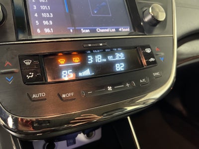 2018 Toyota Avalon XLE