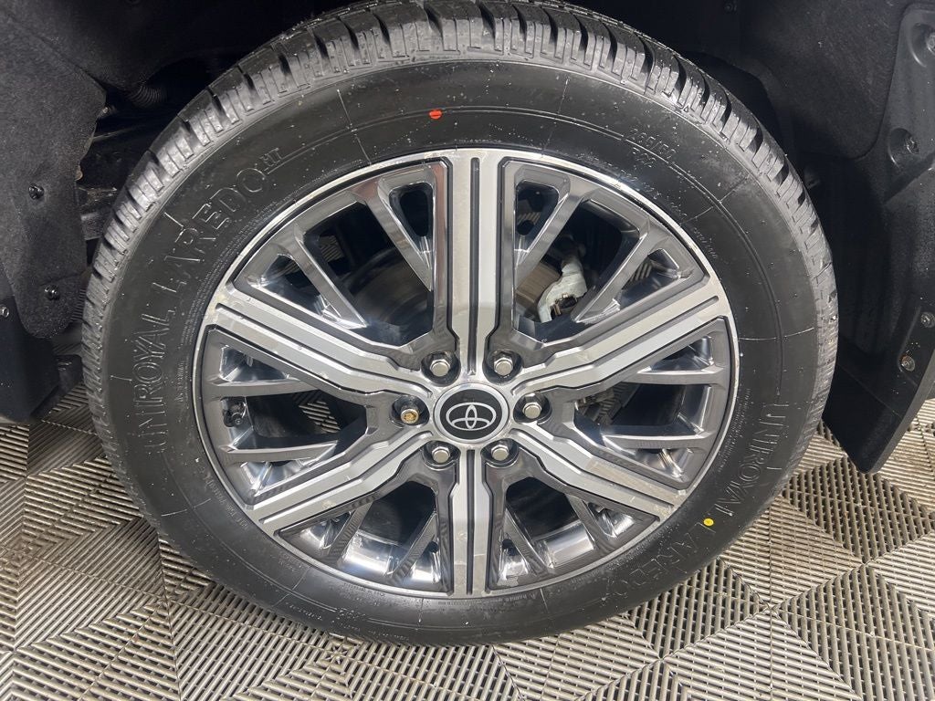 2023 Toyota Sequoia Capstone