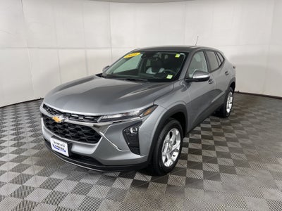 2025 Chevrolet Trax LS
