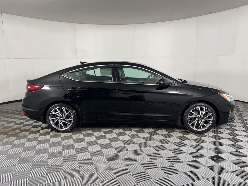 2020 Hyundai ELANTRA Limited