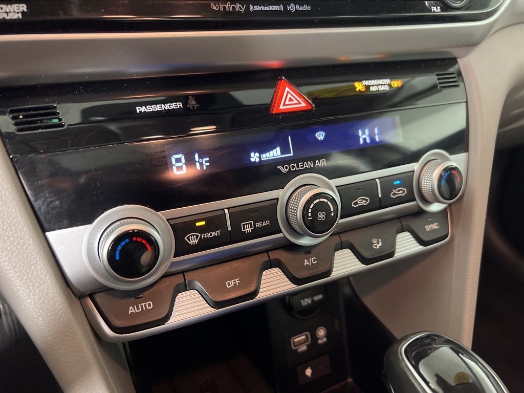 2020 Hyundai ELANTRA Limited