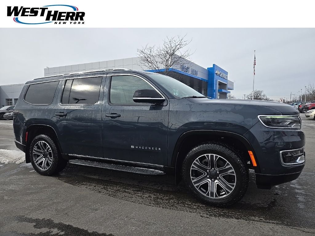 2023 Jeep Wagoneer Base