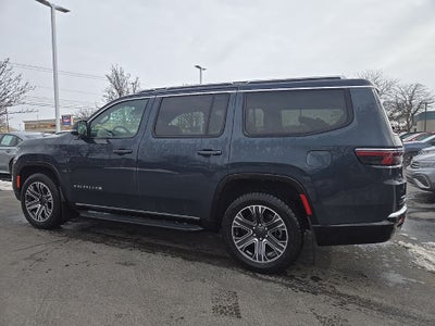 2023 Jeep Wagoneer Base