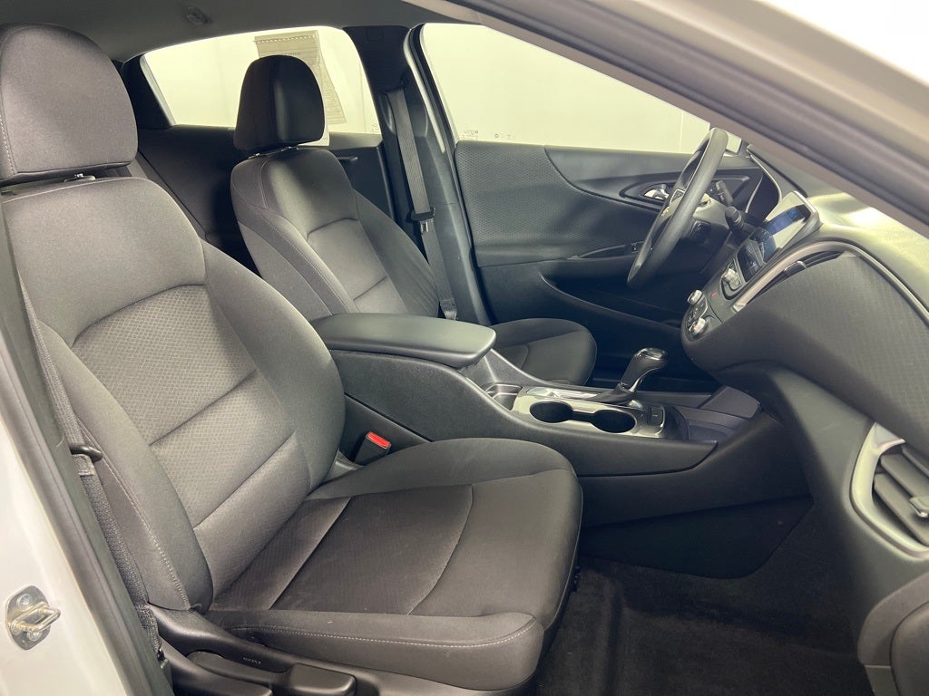 2019 Chevrolet Malibu LS 1LS