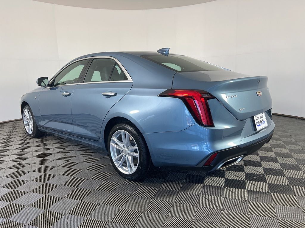 2023 Cadillac CT4 Luxury
