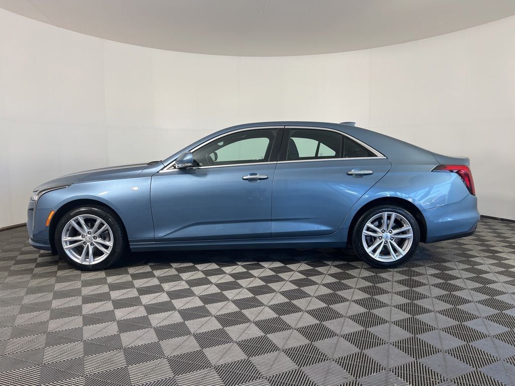 2023 Cadillac CT4 Luxury
