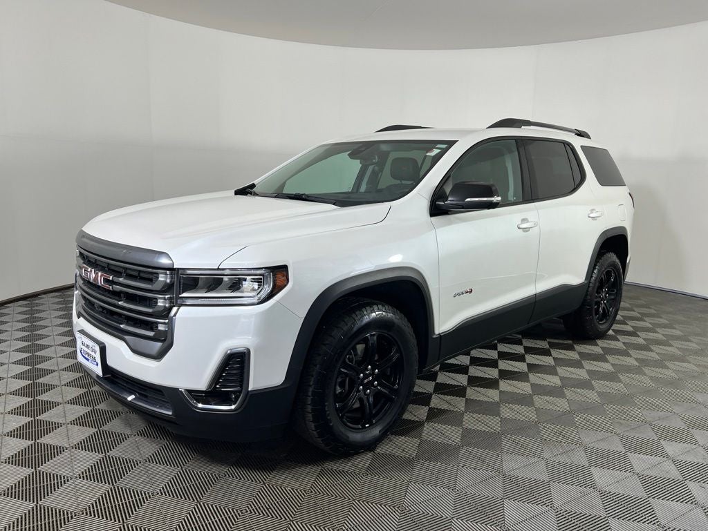 2023 GMC Acadia AT4
