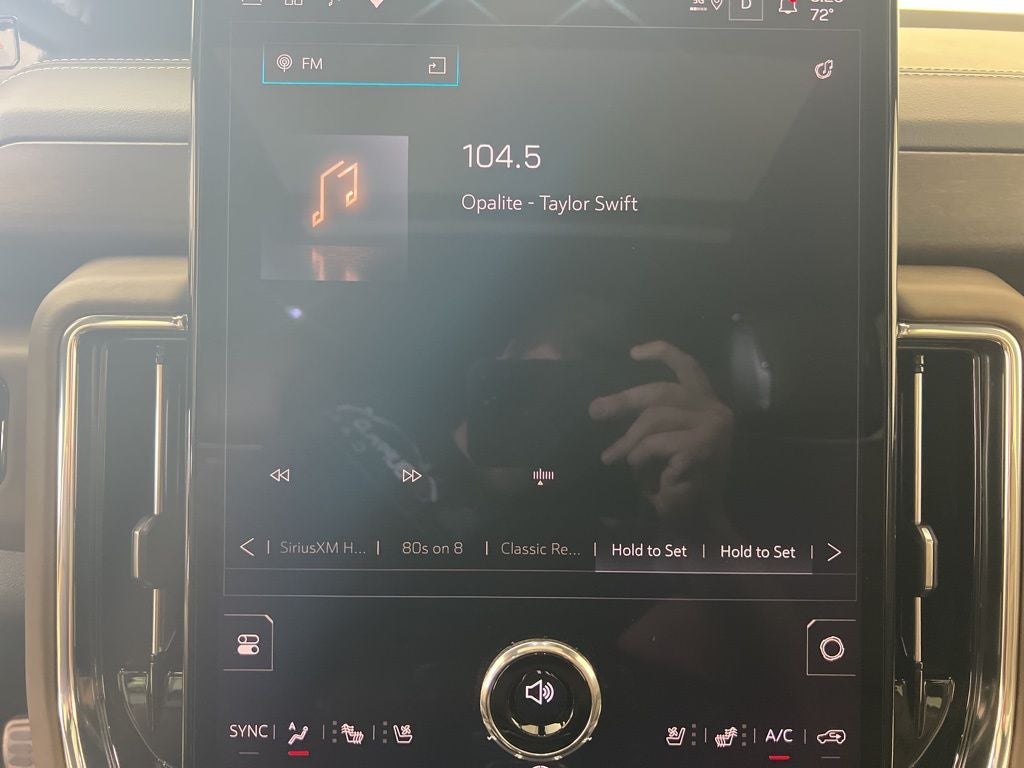 2025 GMC Yukon Denali Ultimate