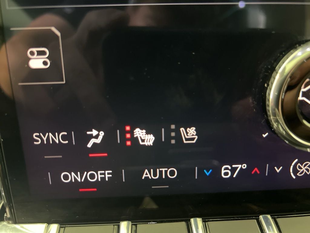 2025 GMC Yukon Denali Ultimate