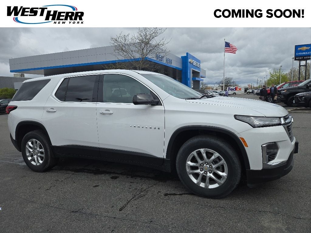 2023 Chevrolet Traverse LS