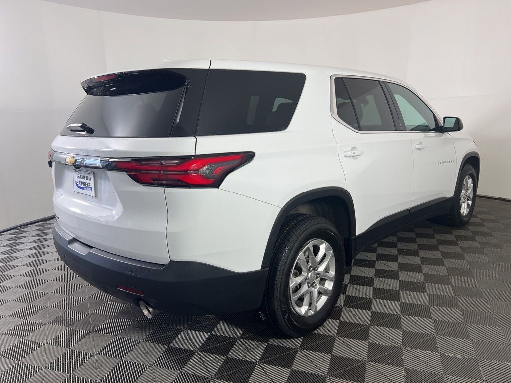 2023 Chevrolet Traverse LS