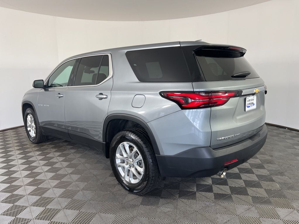 2023 Chevrolet Traverse LS
