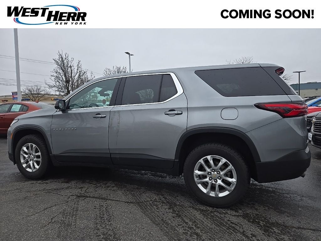 2023 Chevrolet Traverse LS