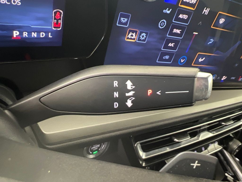 2024 Chevrolet Traverse LT 2LT