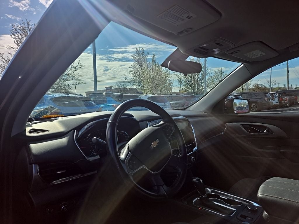 2018 Chevrolet Traverse LT Cloth w/1LT