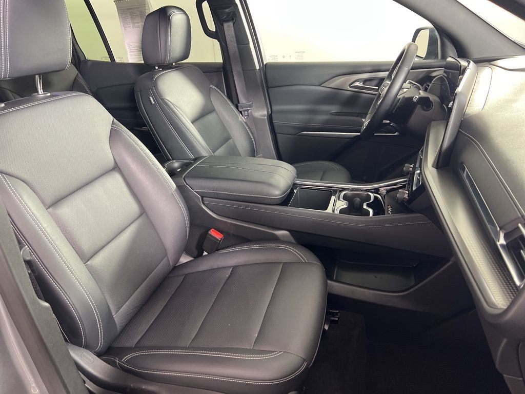 2025 Chevrolet Traverse LT 2LT