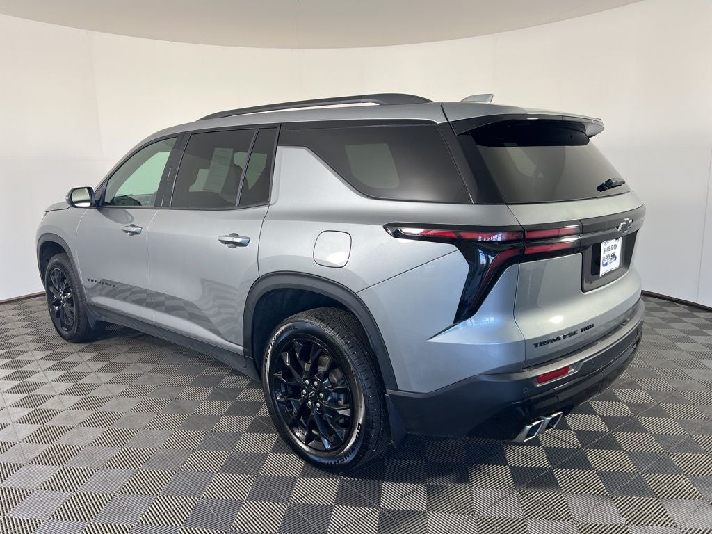 2025 Chevrolet Traverse LT 2LT