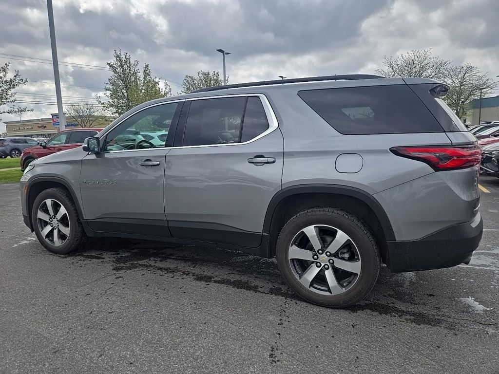 2023 Chevrolet Traverse LT Leather
