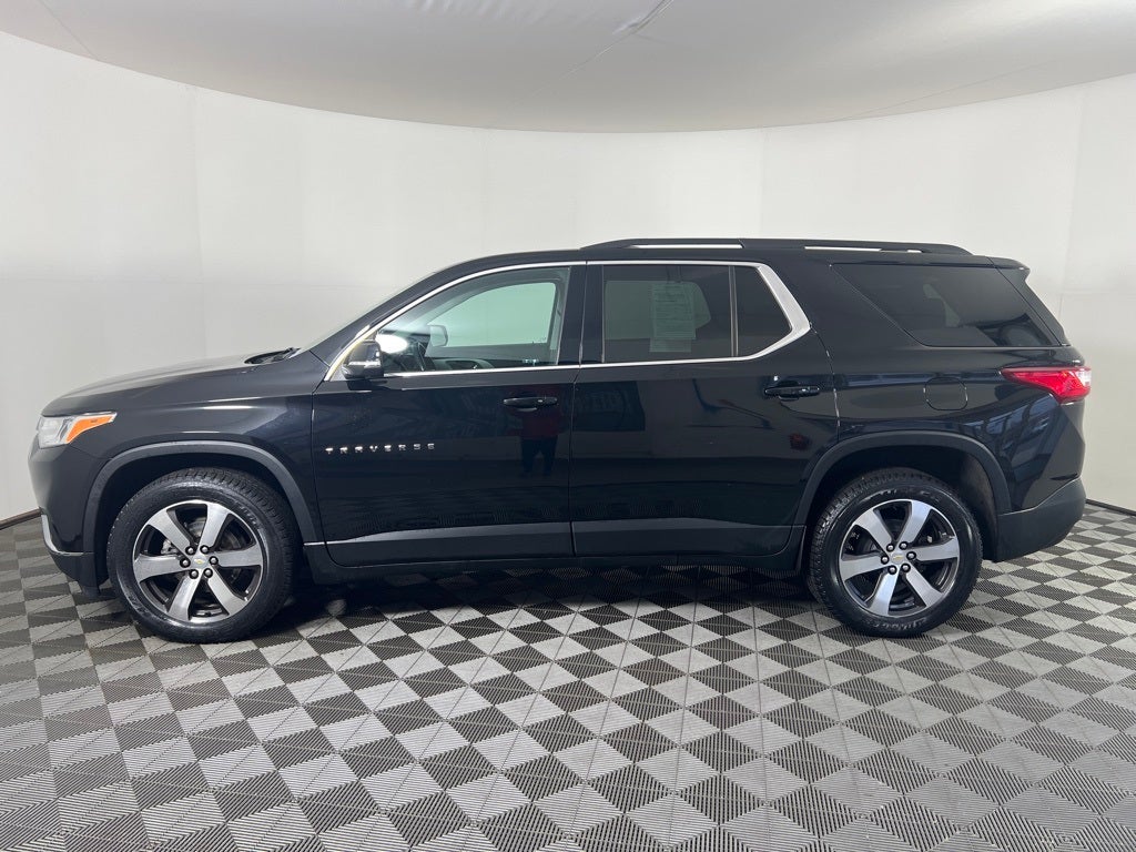 2021 Chevrolet Traverse LT Leather