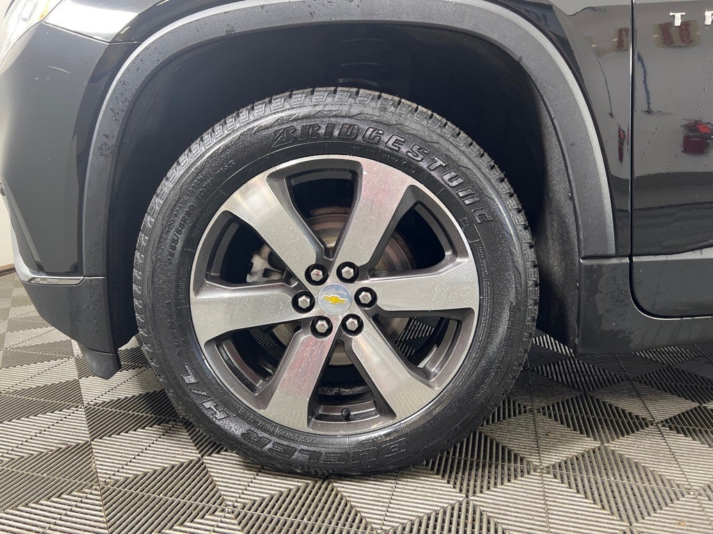 2021 Chevrolet Traverse LT Leather