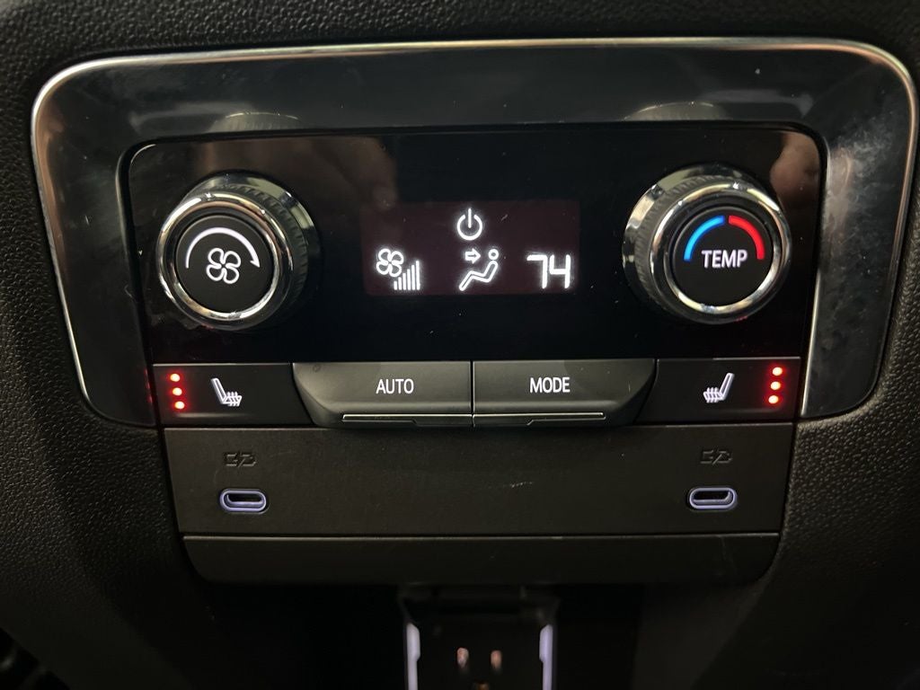 2025 Chevrolet Tahoe RST