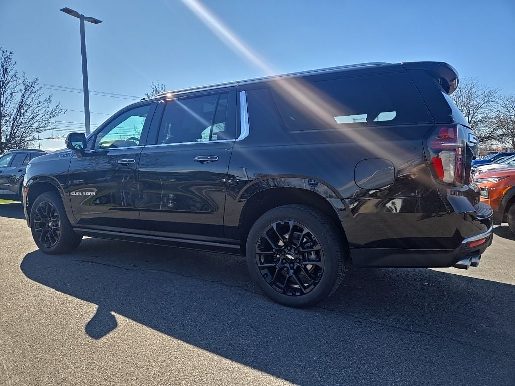 2023 Chevrolet Suburban High Country