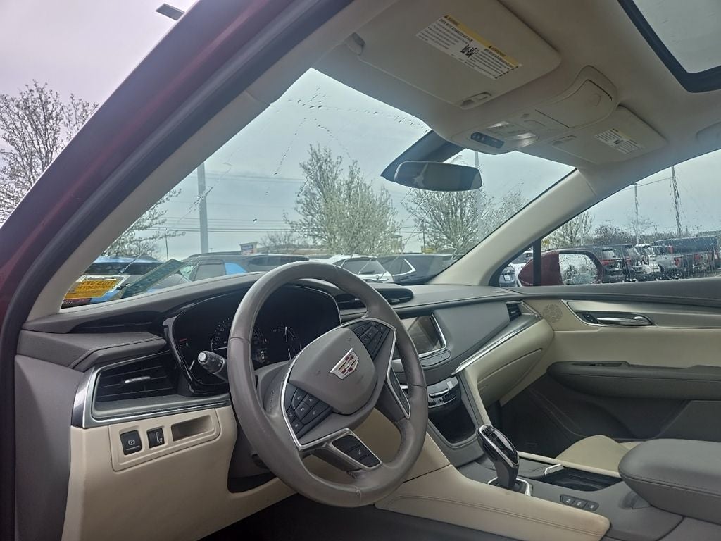 2017 Cadillac XT5 Luxury