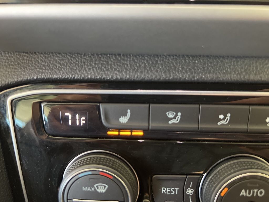 2022 Volkswagen Atlas 2.0T SE w/Technology