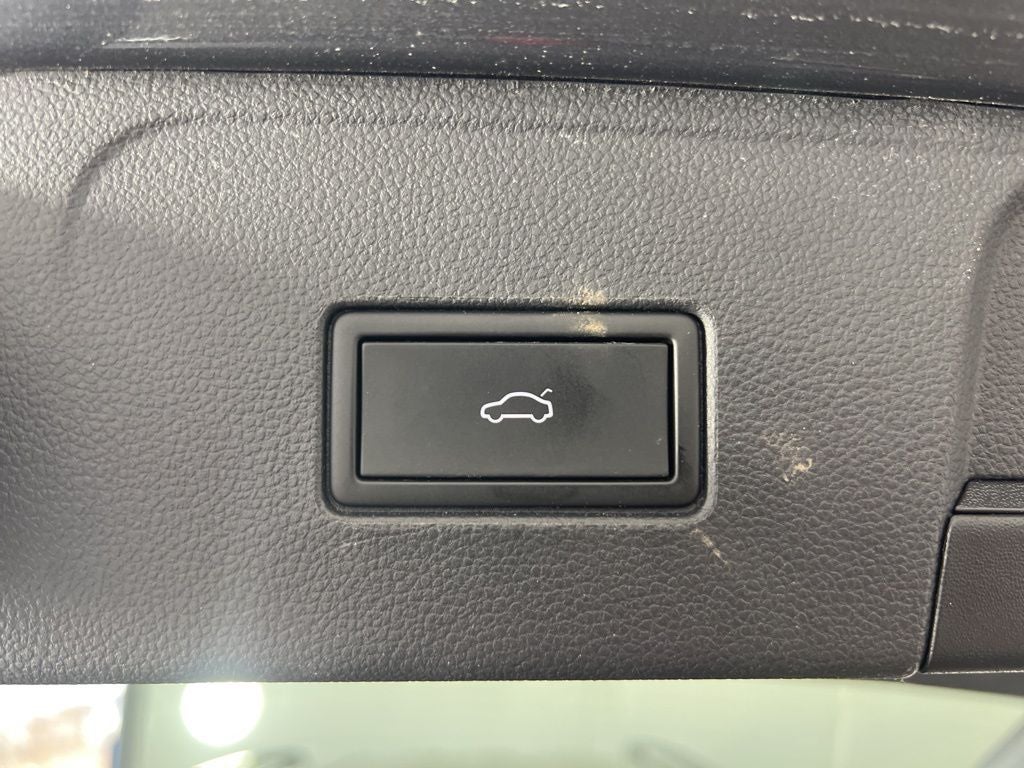 2022 Volkswagen Atlas 2.0T SE w/Technology