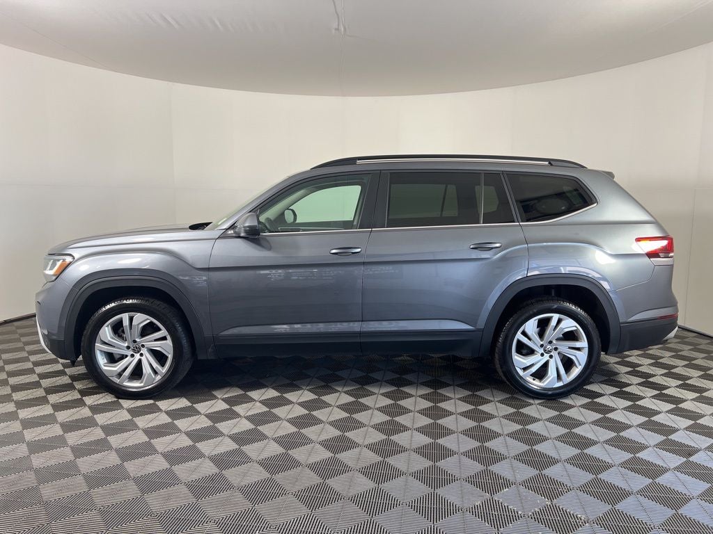 2022 Volkswagen Atlas 2.0T SE w/Technology