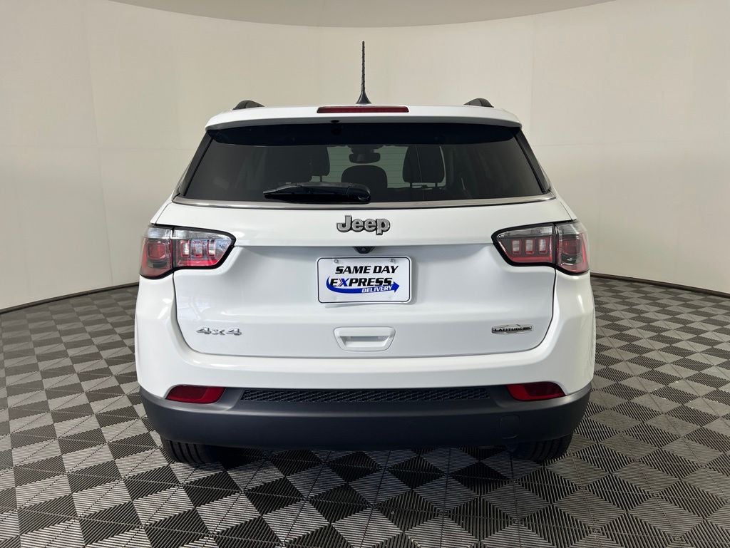 2022 Jeep Compass Latitude Lux