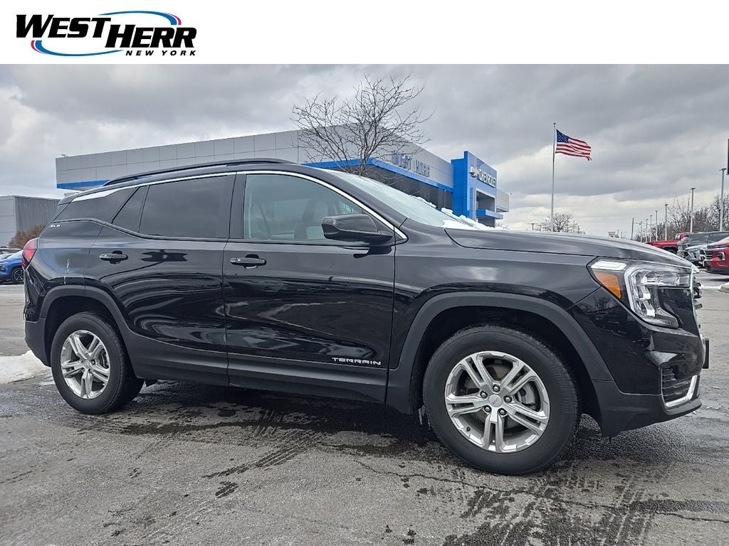 2022 GMC Terrain SLE