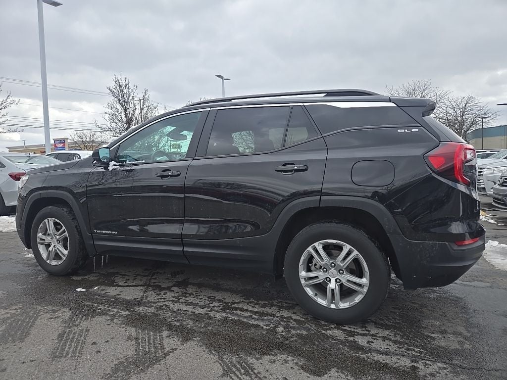 2022 GMC Terrain SLE