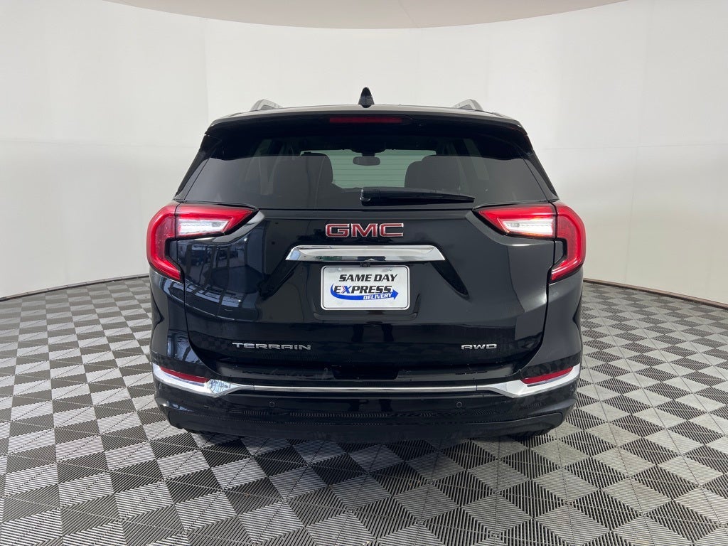 2023 GMC Terrain Denali