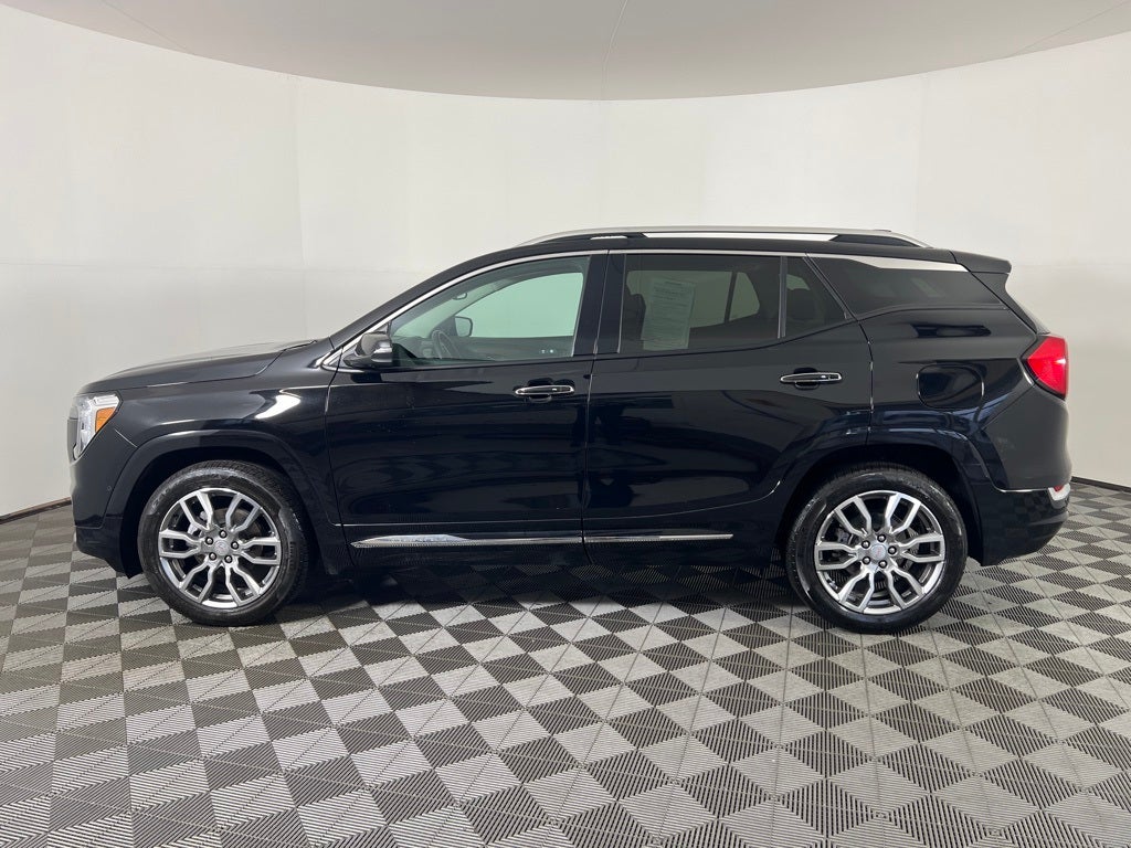 2023 GMC Terrain Denali