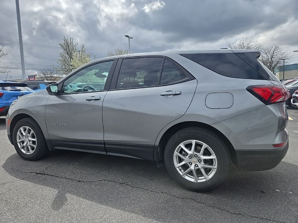 2023 Chevrolet Equinox LS
