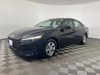 2023 Hyundai ELANTRA SE