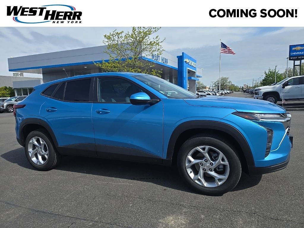 2025 Chevrolet Trax LS