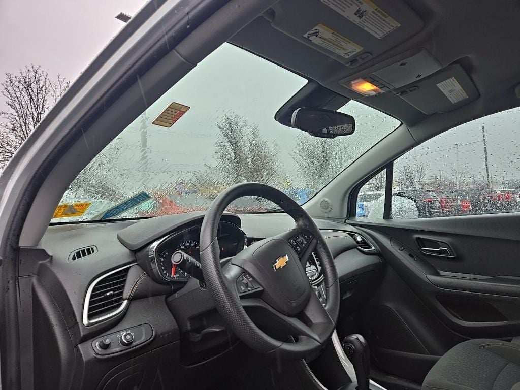 2022 Chevrolet Trax LS