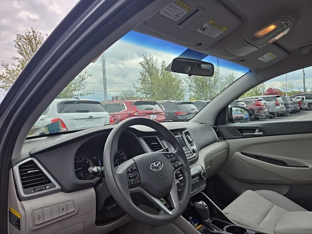 2017 Hyundai TUCSON SE